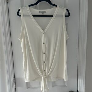 Green Envelope Cream Sleeveless Buttoned Tank Top